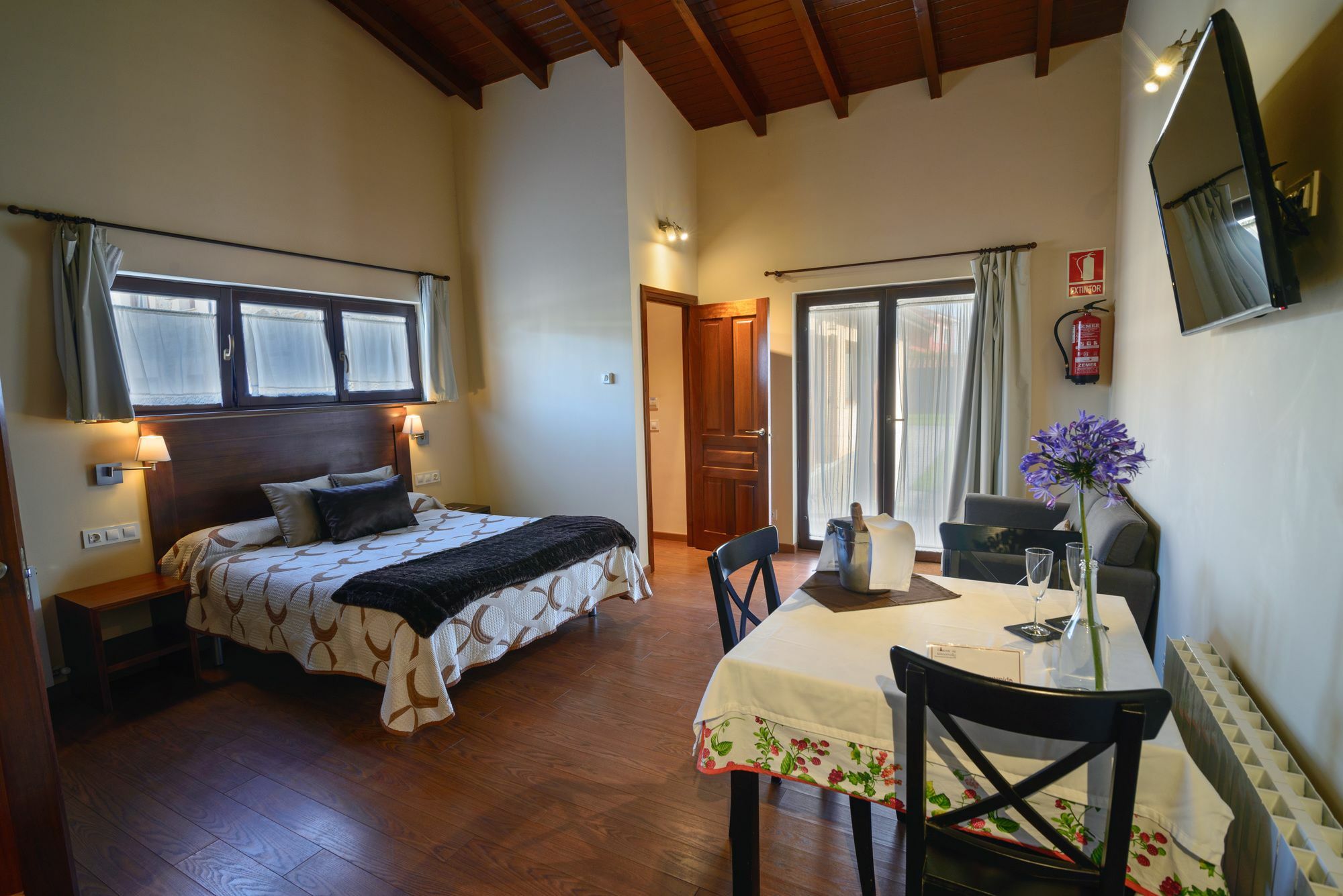 Casona De Llanorrozo Apartamentos Rurales Ovinana  Екстер'єр фото